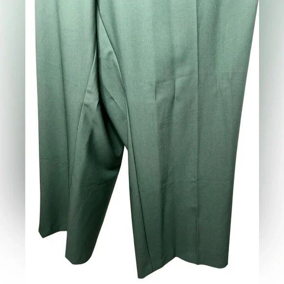 Forever 21 Plus Olive Green Trousers - Picture 3 of 5